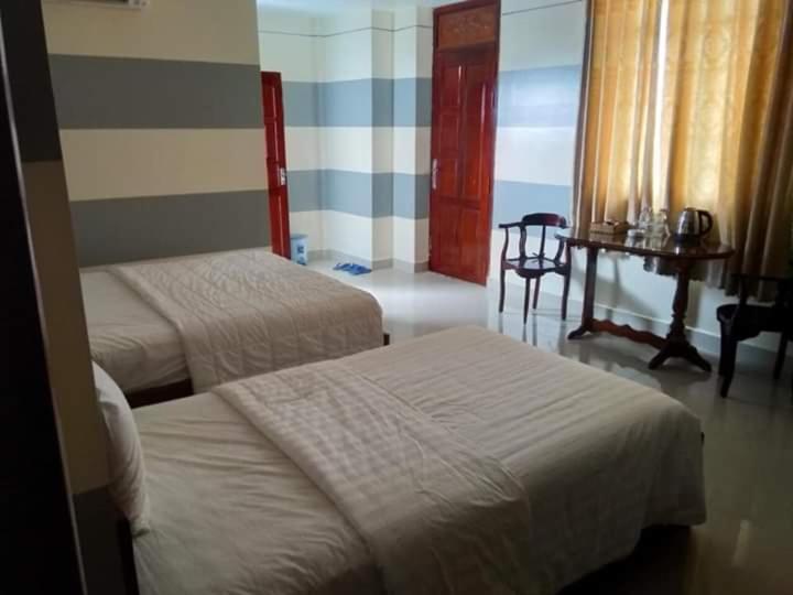 Hotel Khach San Long Ty Cà Mau Exterior foto